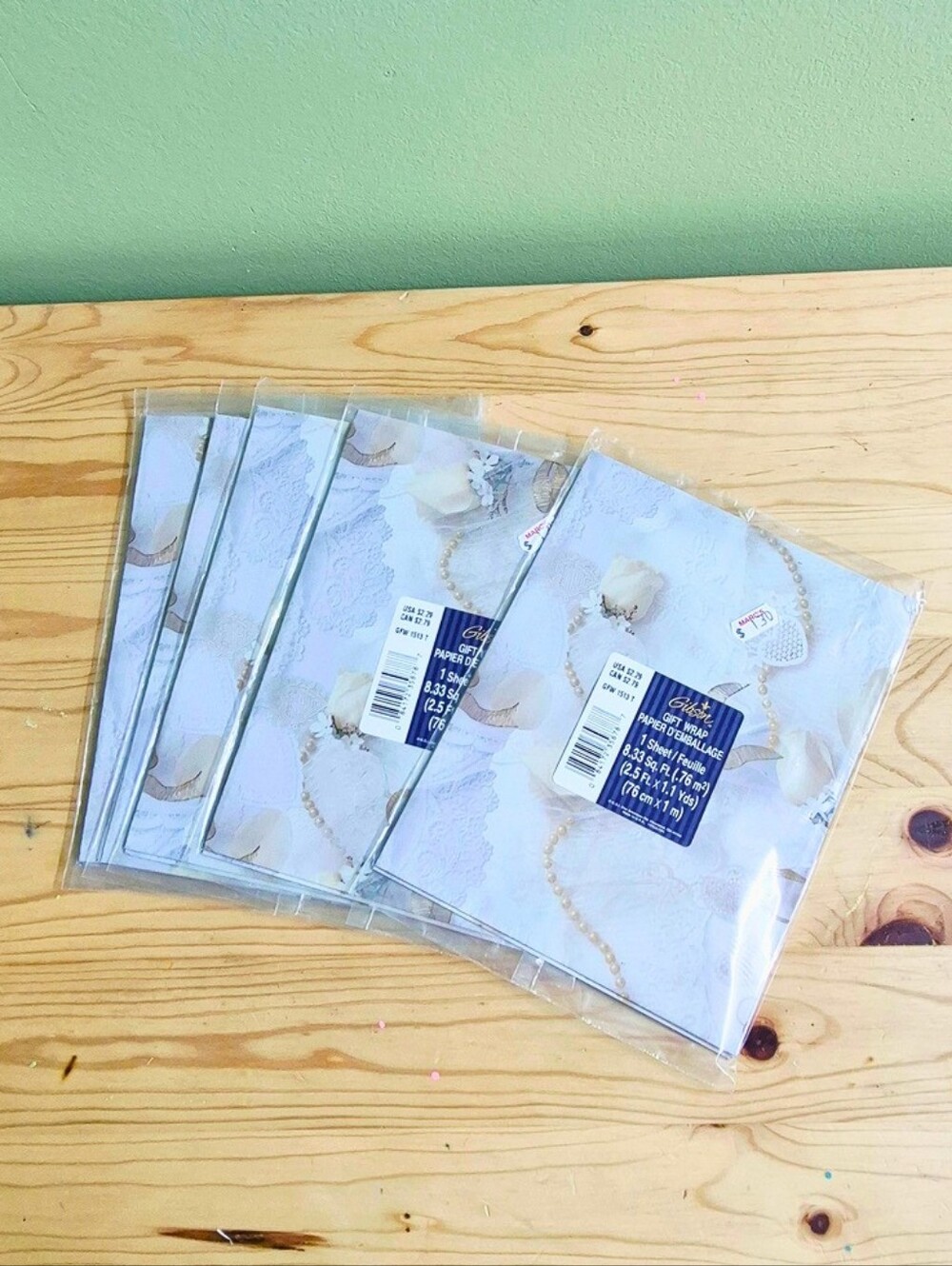 Vintage Roses and Lace Wrapping Paper - Picture 4 of 4